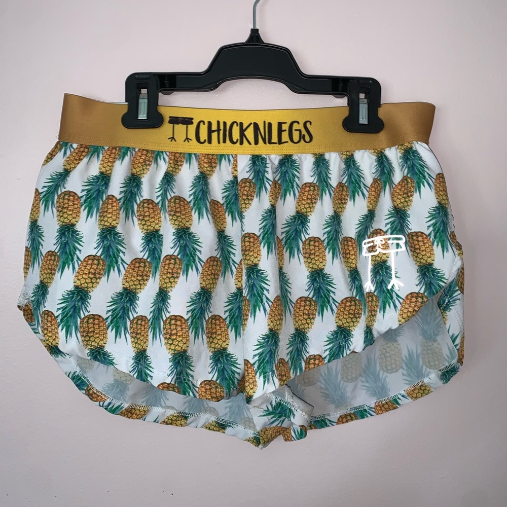 ChicknLegs 1.5” split shorts